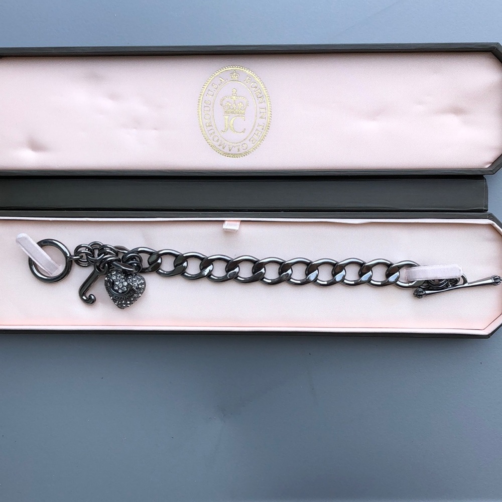 Juicy Couture Charm Bracelet in Grey